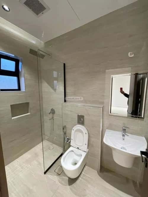 5 bedroom villa in Al Aqiq 5