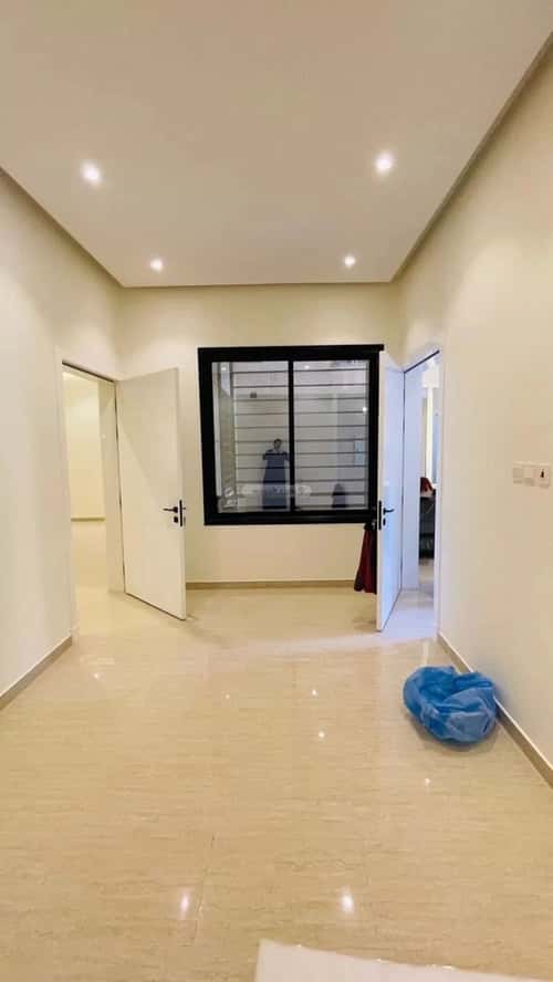 5 bedroom villa in Al Zahrah 1