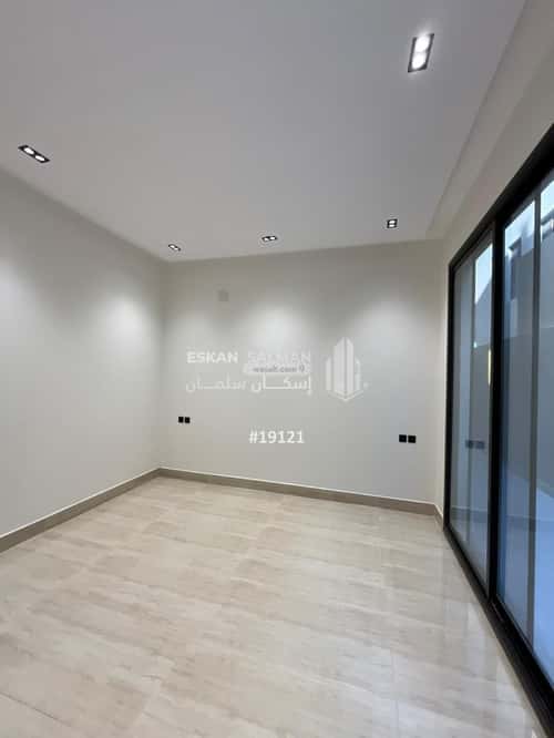 فيلا 7 غرف في عكاظ 1