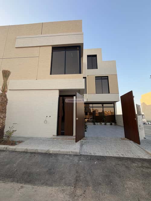 6 bedroom villa in Al Mahdiyyah 4