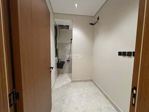 4 bedroom floor in Al Qadisiyah 1