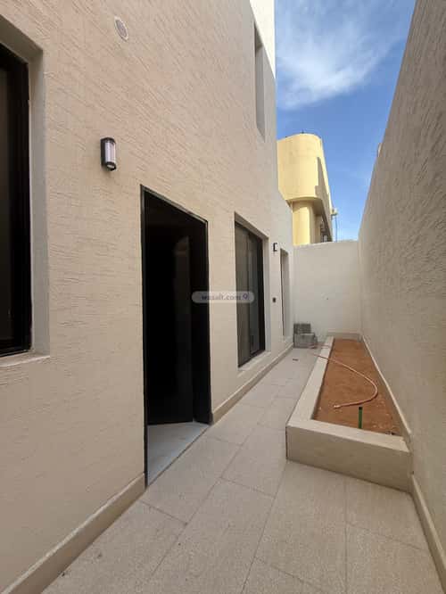 5 bedroom villa in Al Marwa 4