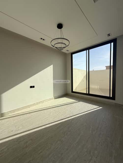 5 bedroom villa in Al Marwa 5