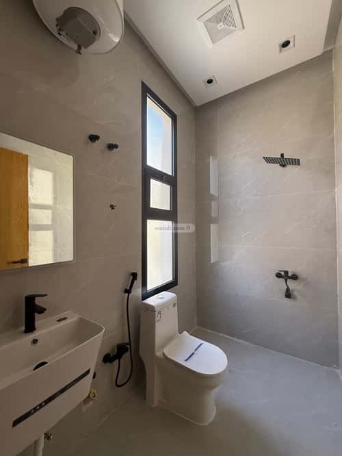 5 bedroom villa in Al Marwa 7