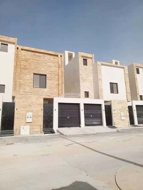 4 bedroom villa in Al Janadriyah 2