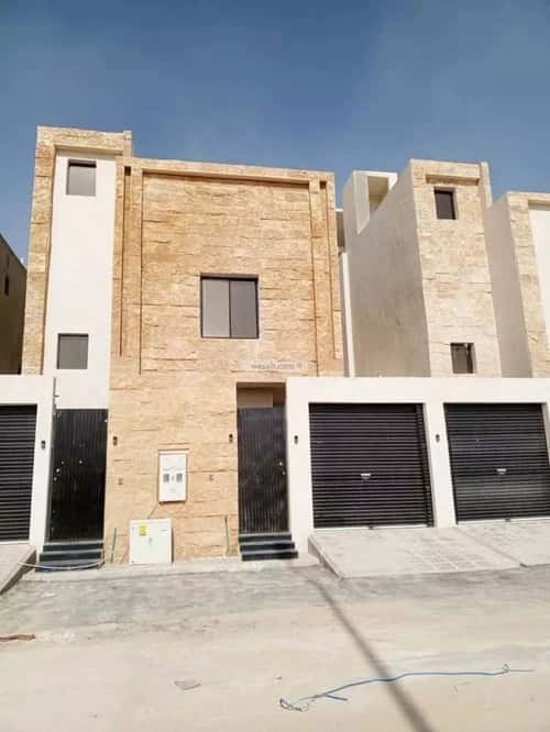 4 bedroom villa in Al Janadriyah 3
