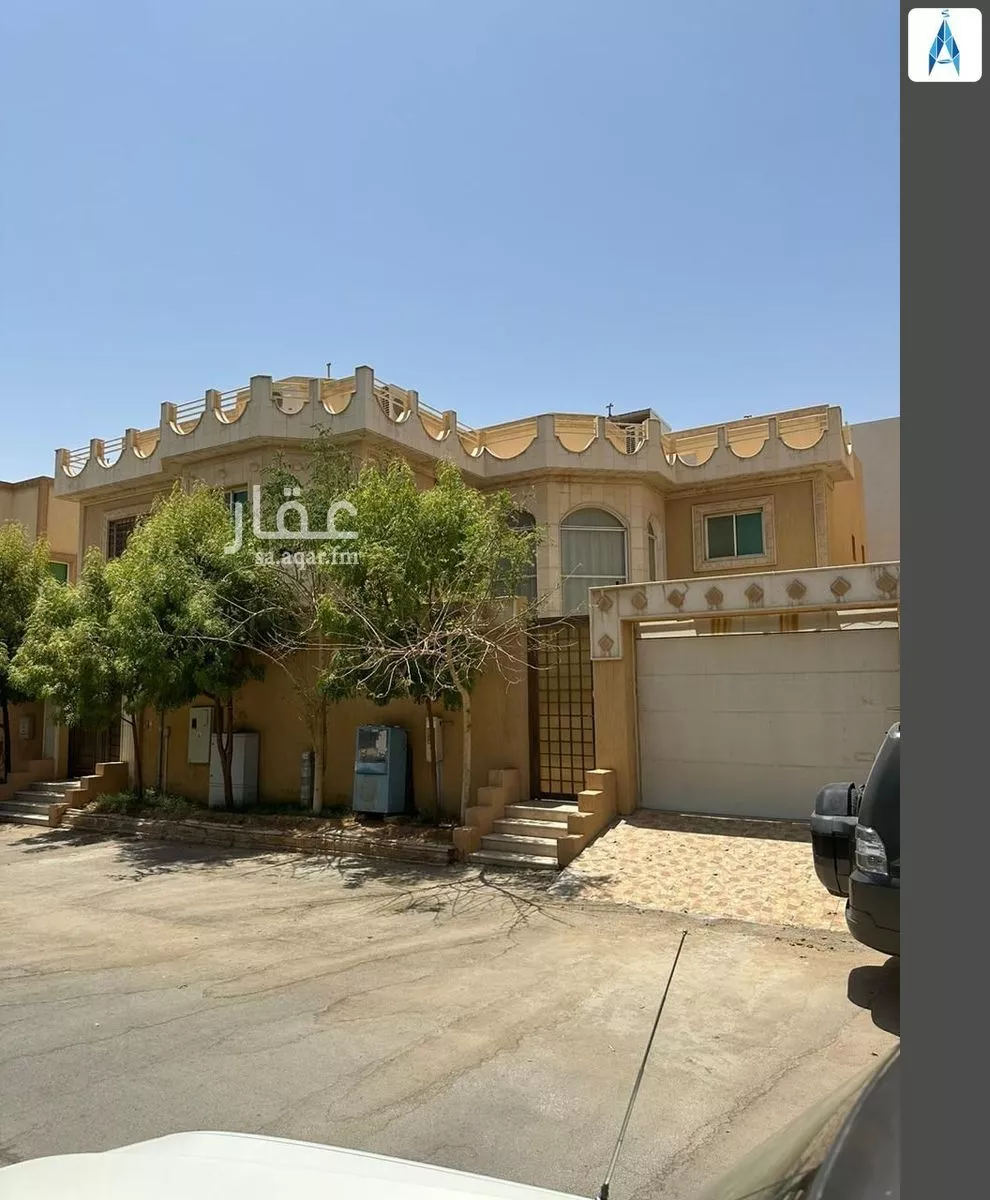 6 bedroom villa in Al Ghadir 2
