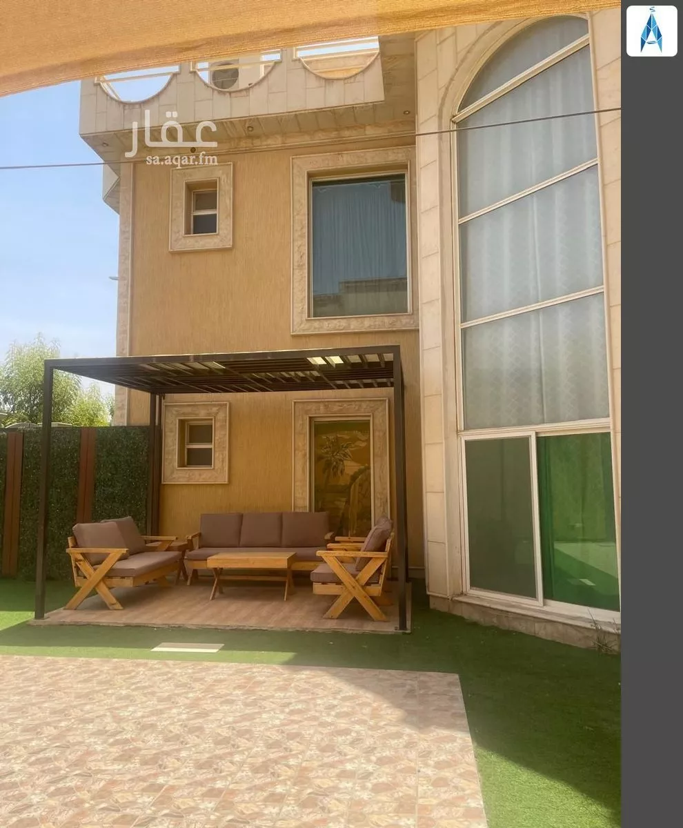 6 bedroom villa in Al Ghadir 3