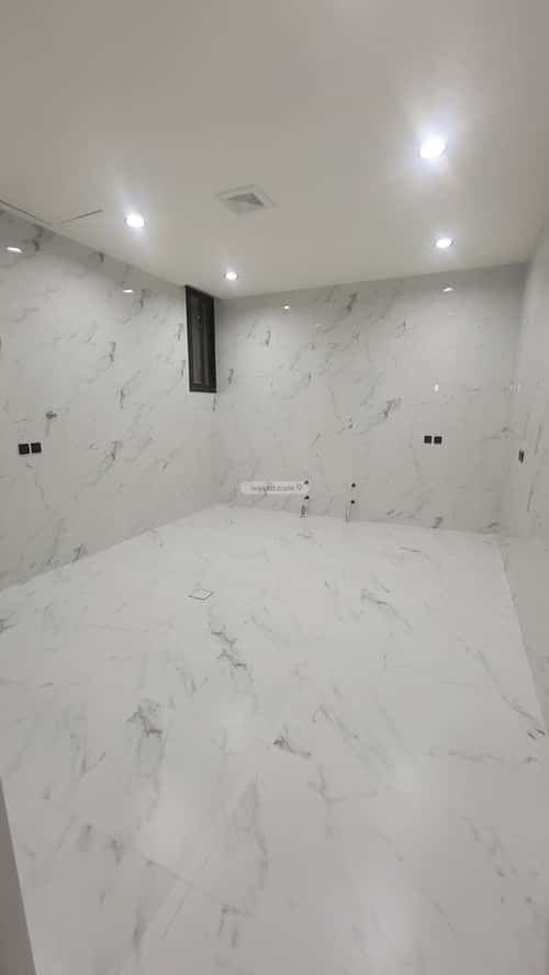 5 bedroom floor in Al Bayan 2