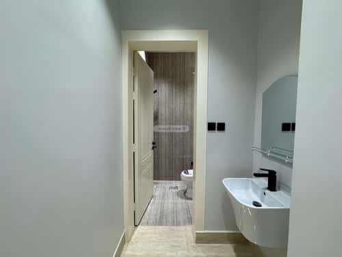4 bedroom apartment in Al Maizilah 9