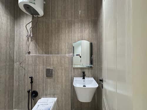 4 bedroom apartment in Al Maizilah 6