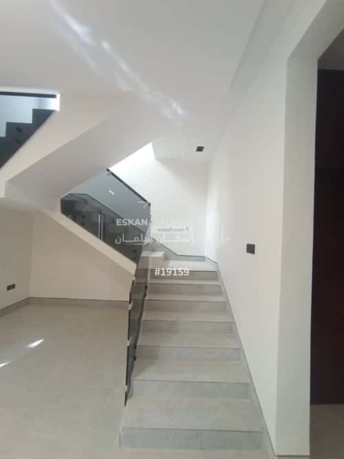7 bedroom apartment in Al Janadriyah 10
