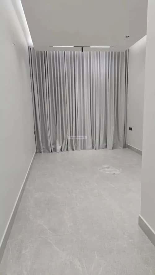 6 bedroom villa in Al Yarmouk 9
