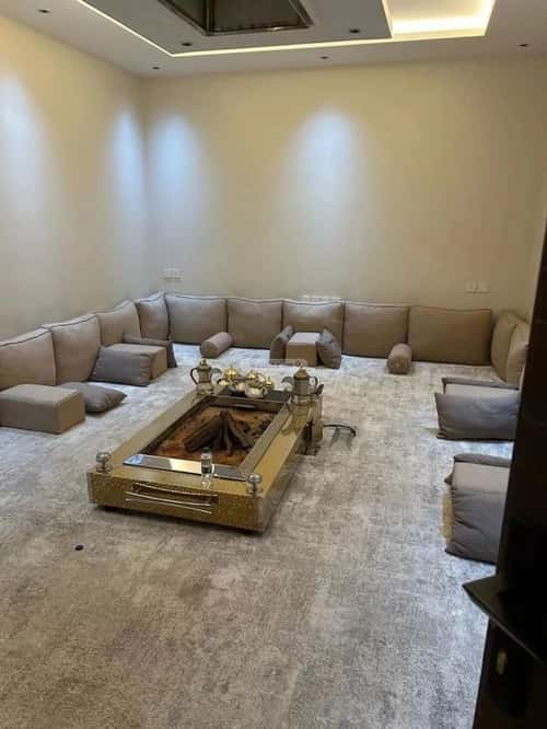 5 bedroom villa in Al Narjis 4