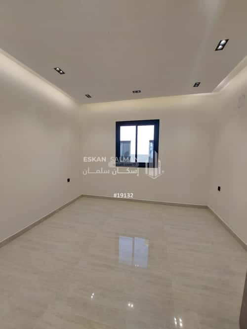 5 bedroom apartment in Al Maizilah 10