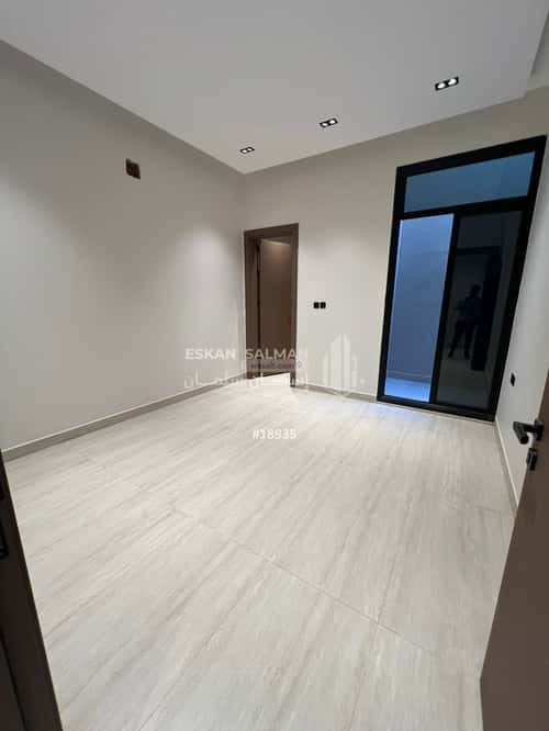 4 bedroom floor in Qurtubah 5