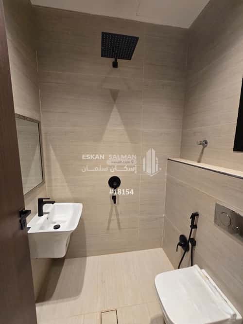 5 bedroom apartment in Al Quds 3