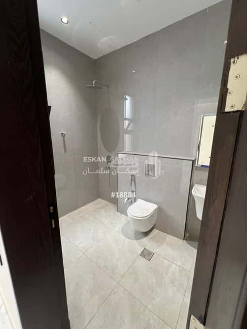 6 bedroom floor in Al Munsiyah 3