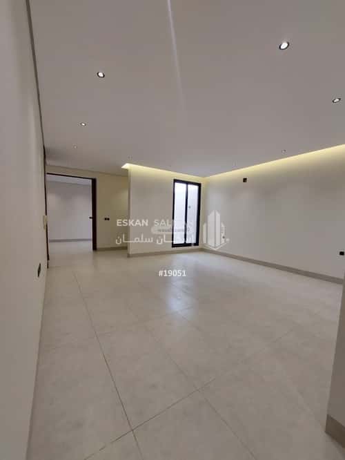 6 bedroom floor in Al Maizilah 3