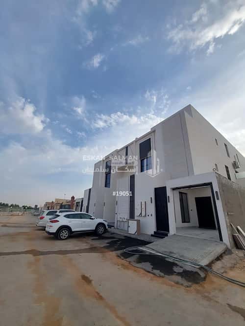 6 bedroom floor in Al Maizilah 5