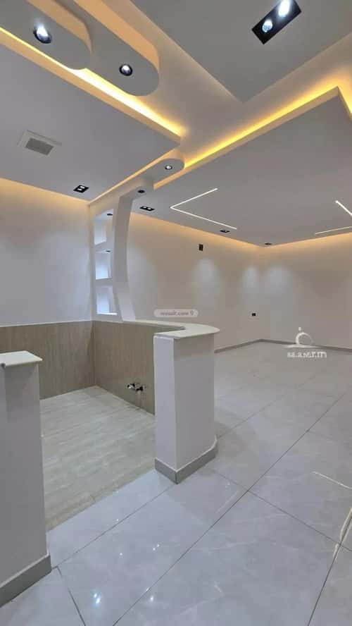 14 bedroom villa in Al Aziziyah 7