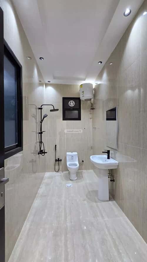 14 bedroom villa in Al Aziziyah 2