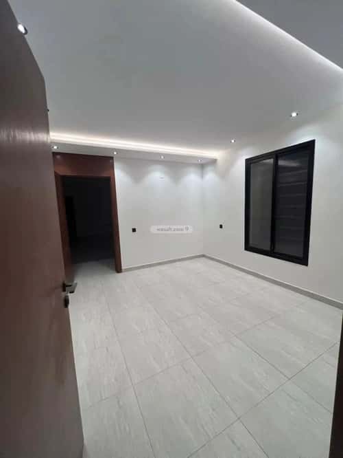 5 bedroom floor in Taibah 4