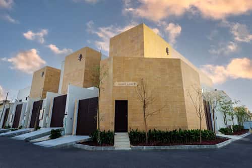 7 bedroom floor in Al Marwa 16