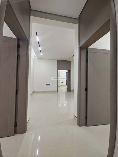 5 bedroom villa in Al Mahdiyyah 1