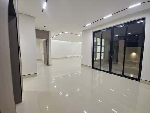 5 bedroom villa in Al Mahdiyyah 9