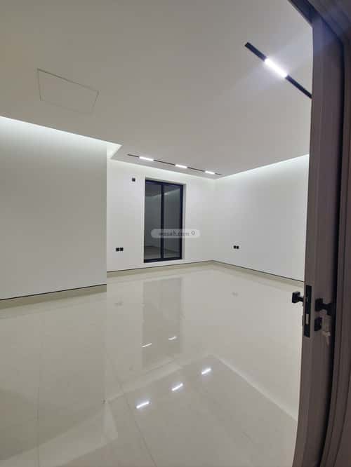 5 bedroom villa in Al Mahdiyyah 12