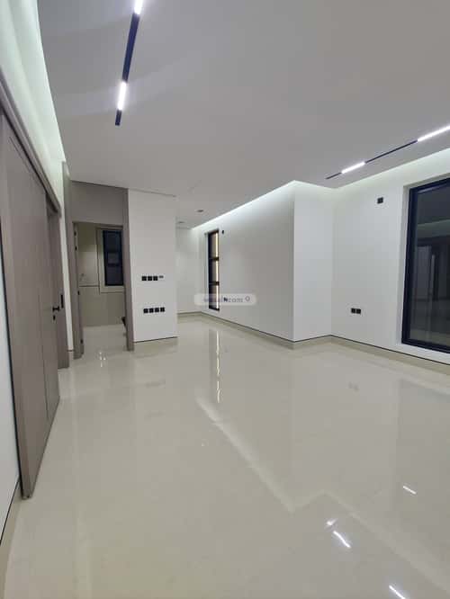 5 bedroom villa in Al Mahdiyyah 5