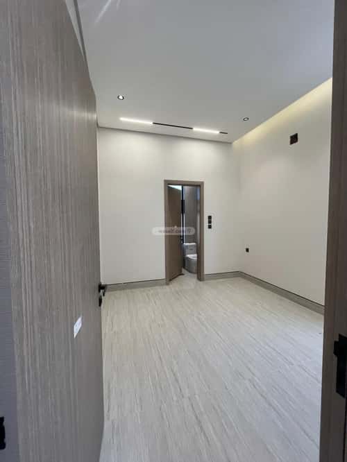 5 bedroom villa in Al Mahdiyyah 7