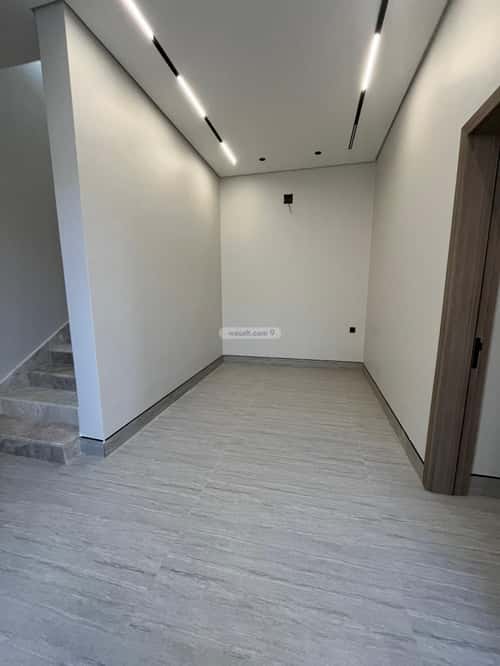 5 bedroom villa in Al Mahdiyyah 4