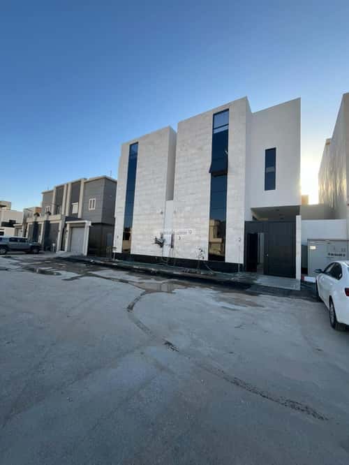 5 bedroom villa in Al Mahdiyyah 5