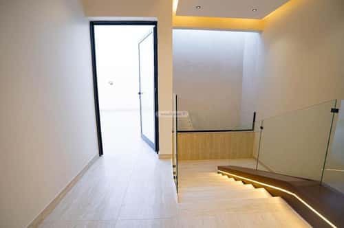 7 bedroom floor in Al Marwa 13