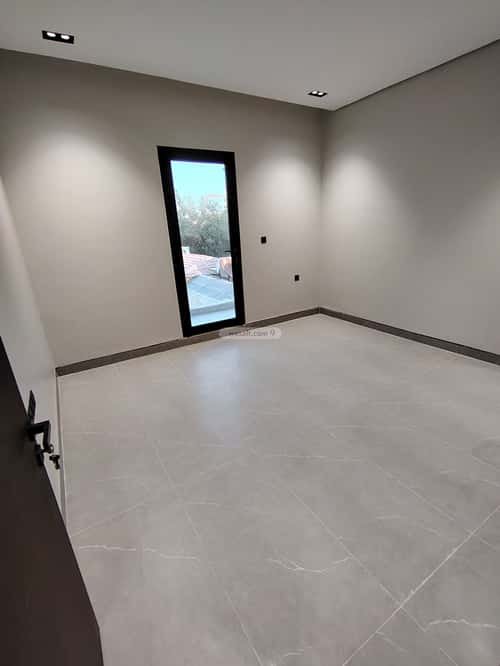 3 bedroom floor in Ishbiliyah 5