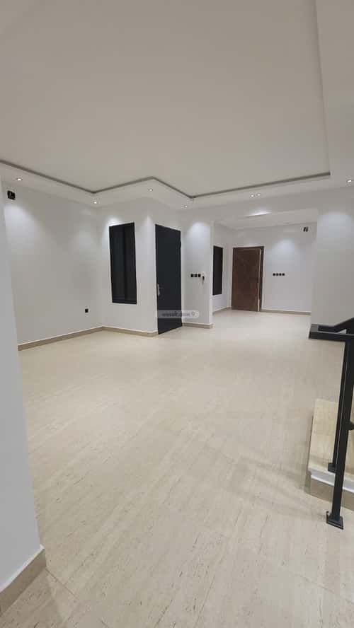 5 bedroom villa in Al Murjan 13