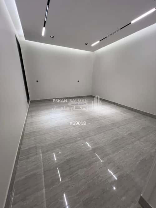 6 bedroom apartment in Al Rimal 9