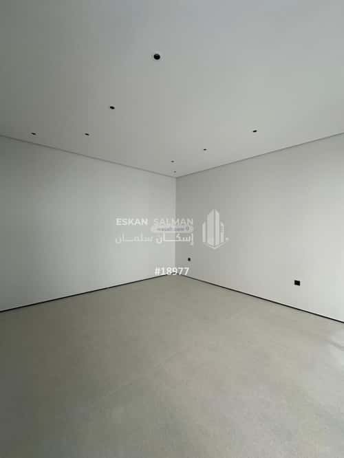 5 bedroom floor in Al Bayan 1