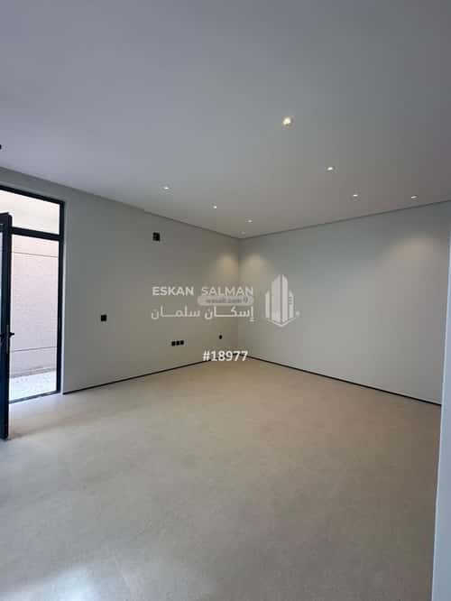 5 bedroom floor in Al Bayan 2