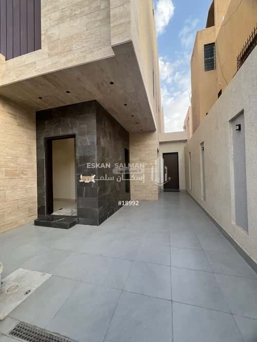 7 bedroom villa in Al Nahda 10