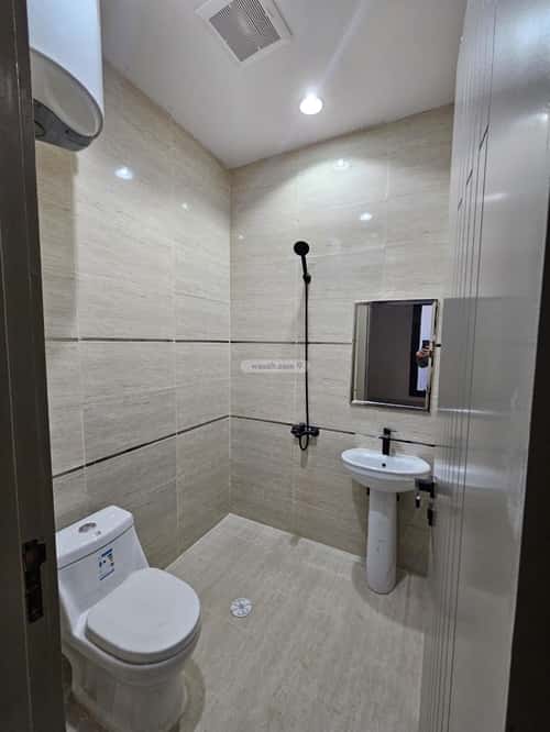 شقة 4 غرف في طيبة 3