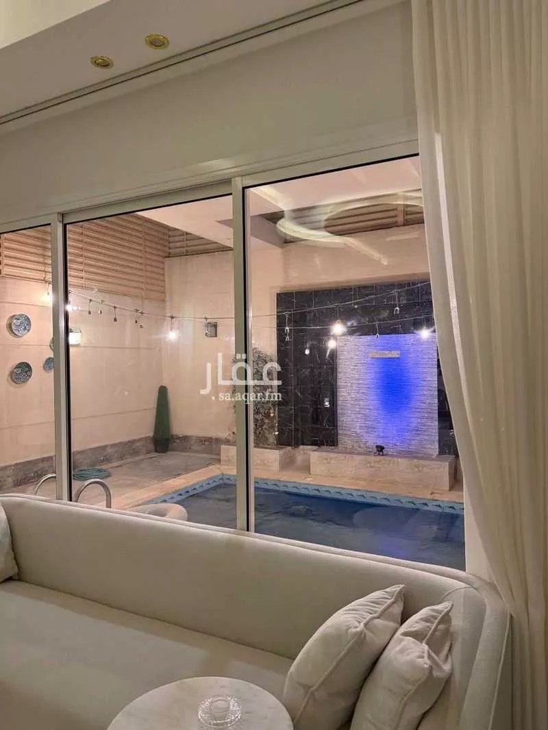 6 bedroom apartment in Irqah 3