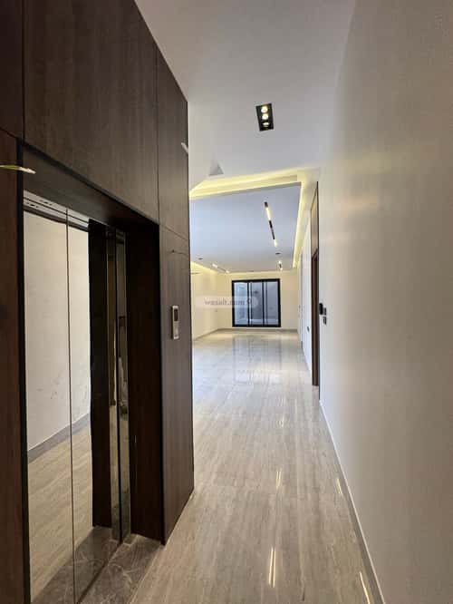 5 bedroom villa in Al Rimal 3