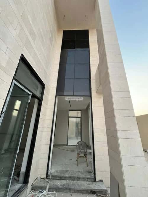 5 bedroom villa in Al Mahdiyyah 5