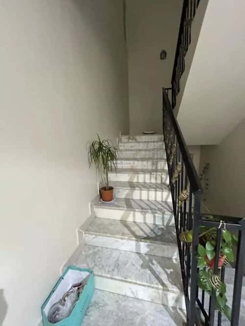 9 bedroom villa in Dhahrat Laban 5