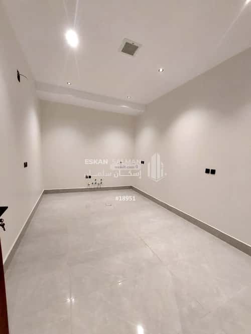 5 bedroom floor in Al Maizilah 2