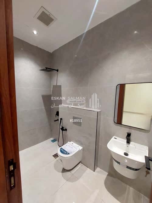 5 bedroom floor in Al Maizilah 3