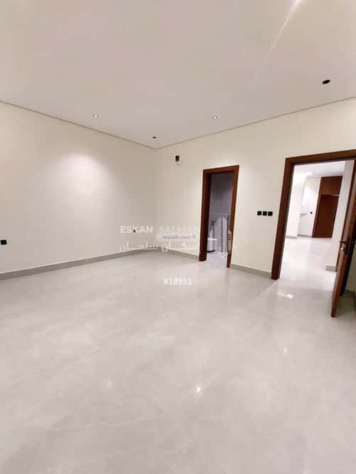 5 bedroom floor in Al Maizilah 9
